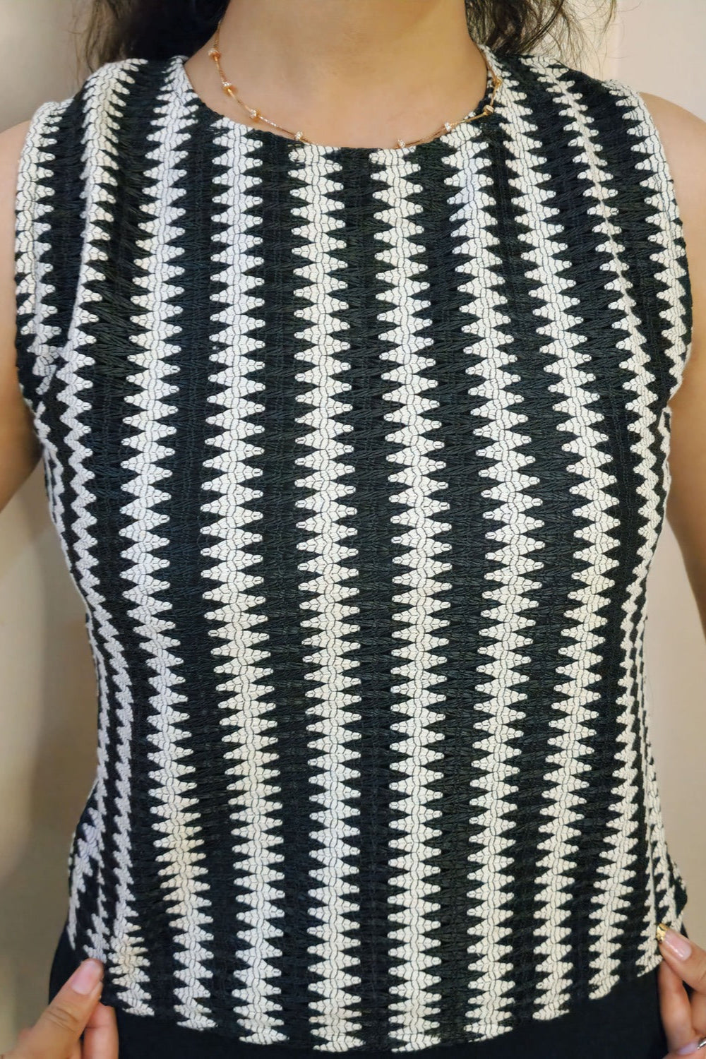 Crochet zig zack top