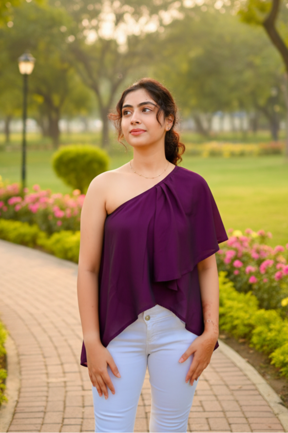 Violate one shoulder top